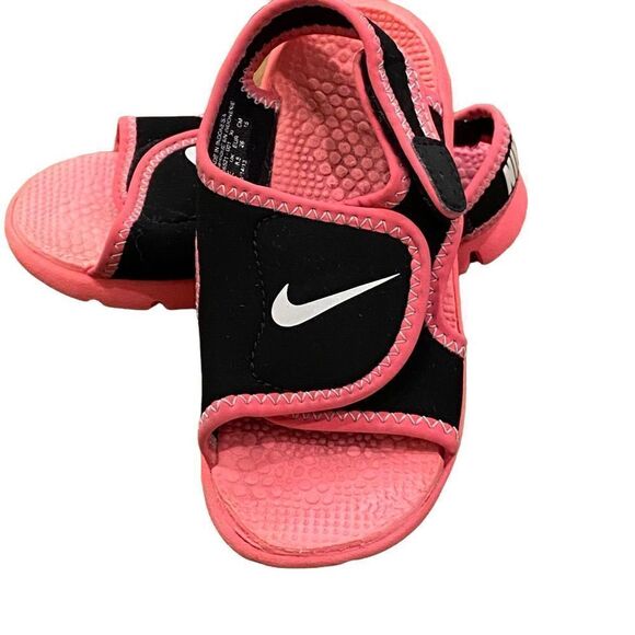 Nike Sunray Adjust 4 (TD) SIZE 9 Black/Pink Girl - Picture 1 of 7